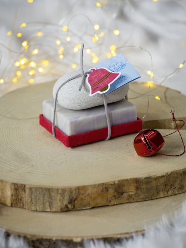 Nima Home Σετ Σαπούνι χειροποίητο 125g + Πέτρα απολέπισης - Xmas Bells