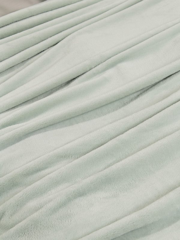 Nima Home Κουβέρτα Υπέρδιπλη 220x240 Fleece - Alpa Mint Nima Home Nima Home Κουβέρτα Υπέρδιπλη 220x240 Fleece - Alpa Mint - Image 3