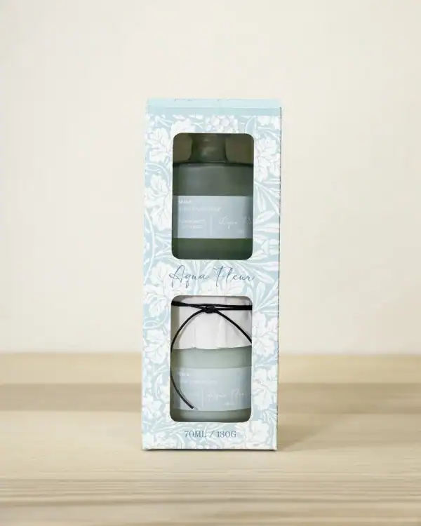 Nima Home Σετ Αρωματικό Χώρου με Στικ 100ml & Αρωματικό Κερί 130gr - Aqua Fleur Nima Home Σετ Αρωματικό Χώρου Με Στικ 100Ml & Αρωματικό Κερί 130Gr - Aqua Fleur - Αρωματικό Με Στικ 100Ml + Αρωματικό Κερί 130Gr