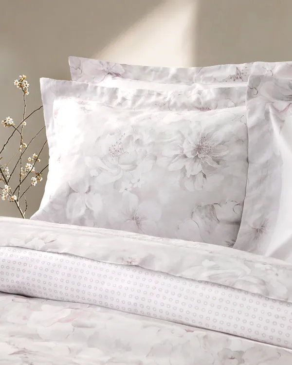 Nima Home Σετ Σεντόνια Γίγας - Only Love Nima Home Σετ Σεντόνια Γίγας - Only Love - Γίγας (2 X 270X280 + 2 Μαξιλαροθήκες Oxford 4 Πλευρών 52X72+5)