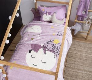 Παιδική Κουβέρτα Μονή Βελουτέ Nef Nef Magic On The Moon Lilac 160×220 Οι πιο απαλές βελουτέ κουβέρτες είναι από την Nef-Nef !